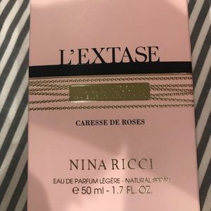 Nina Ricci L'Extase for Women Eau de Parfum. New